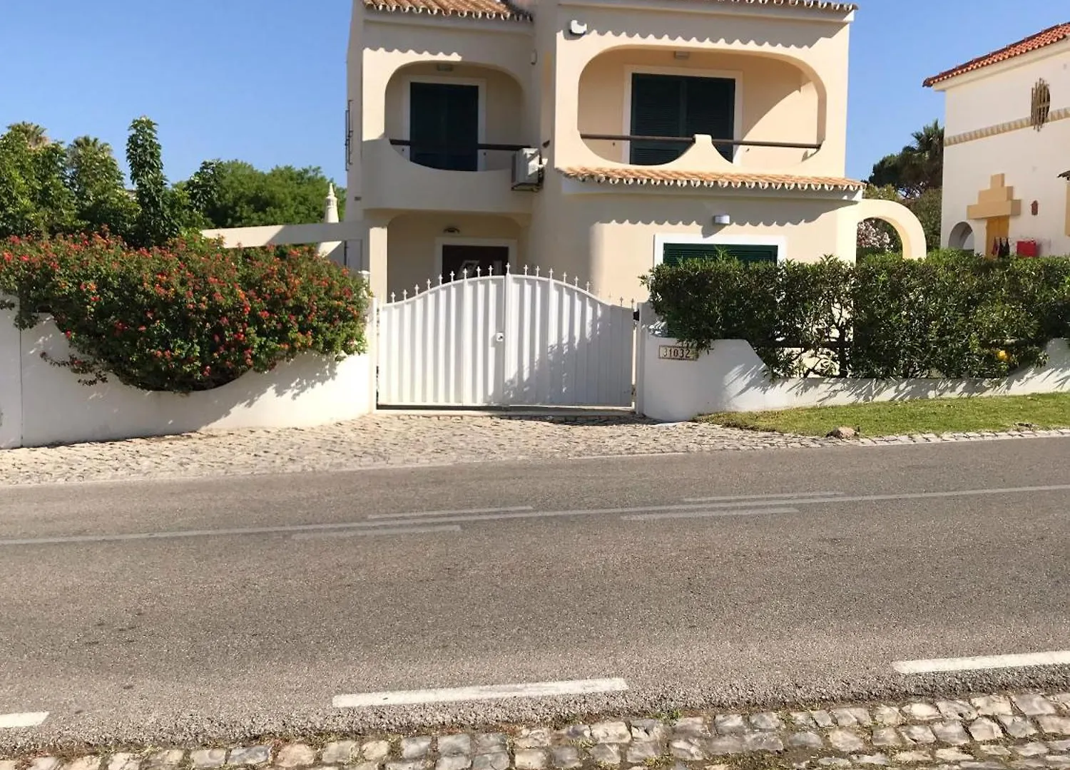 4 Bedroom Villa With Heated Pool Close To Old Village Vilamoura Portugal