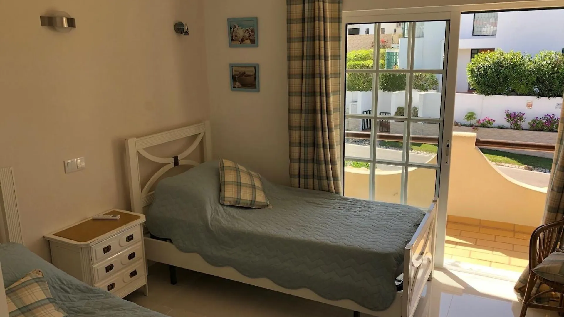 4 Bedroom Villa With Heated Pool Close To Old Village Vilamoura